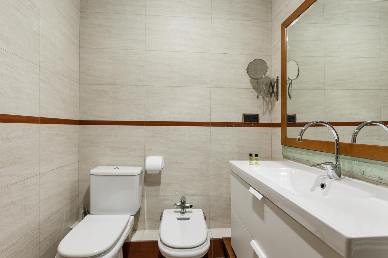 Appartement Flateli Lepant à Barcelone Extérieur photo